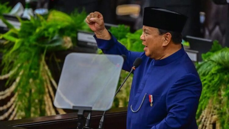 Ini Pidato Prabowo Subianto usai Dilantik jadi Presiden RI ke-8 1 Presiden Prabowo Subianto menyampaikan pidato usai dilantik pada sidang paripurna MPR di Gedung Nusantara, Kompleks Parlemen, Senayan, Jakarta, Minggu (20/10/2024). (ANTARA FOTO/Rivan Awal Lingga/aww)