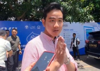 Wakil Presiden Terpilih Gibran Rakabuming Raka saat di Kota Solo, Jawa Tengah (Jateng), pada Sabtu (12/10/2024)(KOMPAS.COM/Fristin Intan Sulistyowati)