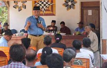 Dengar Aspirasi Warga Desa Matobe, Mahyeldi Janjikan Perbaikan Pendidikan dan Infrastruktur