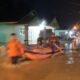 Evakuasi korban banjir di Padang Pariaman. (dok. BNPB)