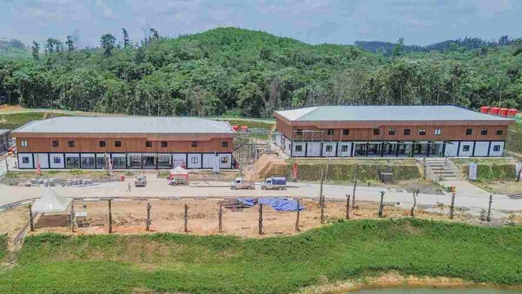 Bangun Pusat Pelatihan Sepakbola Timnas di IKN, PUPR Cetak Rekor MURI 1 Pusat pelatihan Timnas Indonesia di IKN yang dibangun Kemen PUPR dan mencetak rekor MURI. (dok. Humas Ditjen Perumahan)