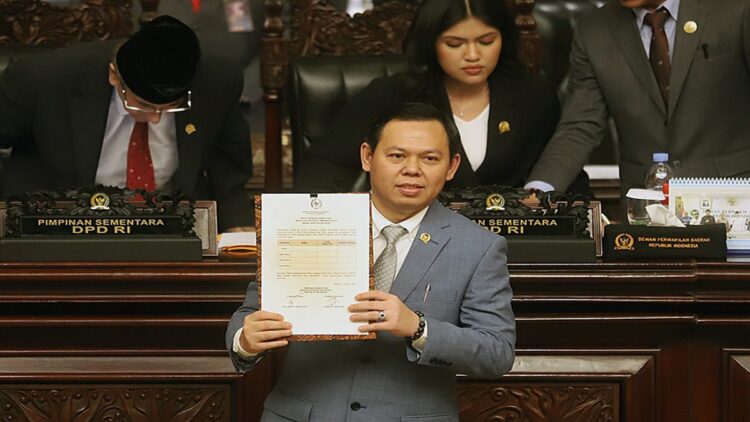 Sultan Najamudin jadi Ketua DPD RI, Akui Siap Bersinergi dengan Pemerintahan Prabowo 1 Anggota DPD RI Sultan B Najamudin terpilih menjadi Ketua DPD RI periode 2024-2029. (Foto:Elvis Sendouw)