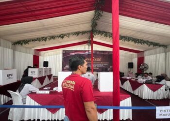 Pastikan Kesiapan Petugas, KPU Bukittinggi Gelar Simulasi Pemungutan Suara