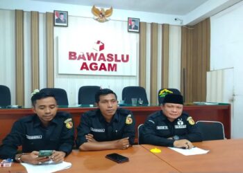 Masa Tenang, Bawaslu Agam Minta Paslon Buka APK secara Mandiri