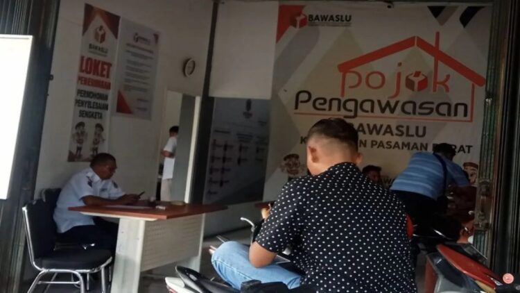 Bawaslu Pasbar Proses Satu Perkara Dugaan Pelanggaran Netralitas ASN 1 Bawaslu Pasaman Barat menangani satu perkara dugaan pelanggaran netralitas ASN dalam pilkada Pasaman Barat. (Antara/Altas Maulana).