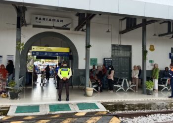 Lagu Indoneia Raya berkumandang tiap jam 10 pagi di stasiun KAI. (dok. istimewa)