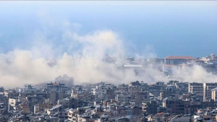 Lebanon Selatan Digempur Israel, 12 Paramedis dan Warga Sipil Tewas 1 Perwakilan Tetap Lebanon untuk PBB di Jenewa, Salim Baddourah, dalam sebuah wawancara dengan RIA Novosti meragukan komunitas internasional siap memberikan tekanan lebih efektif pada Israel terkait pelanggarannya terhadap hukum internasional. /ANTARA/foto-Anadolu/py