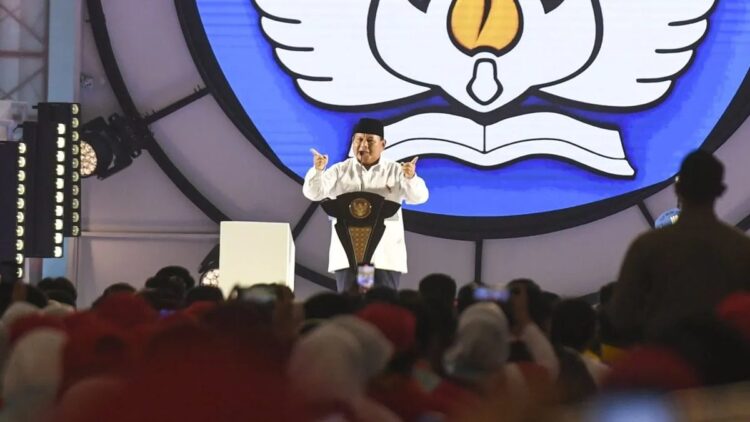 Kabar Baik! Presiden Prabowo Naikkan Anggaran Kesejahteraan Guru jadi Rp81,6 Triliun 1 Presiden Prabowo Subianto menyampaikan pidato pada puncak peringatan Hari Guru Nasional 2024 di Jakarta International Velodrome, Jakarta, Kamis (28/11/2024). ANTARA FOTO/Hafidz Mubarak A/aww.