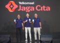 VP Consumer Business Area Jawa Bali Telkomsel, Suryo Hadiyanto; CFO INDICO, Andry Firdiansyah; dan CEO Kuncie, Kemas M. Fadhli hadir dalam peluncuran inisiatif Telkomsel Jaga Cita di Yogyakarta (7/11). (dok. istimewa)