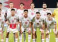 Sebelas pesepak bola Timnas Indonesia berpose ke arah fotografer sebelum bertanding melawan Timnas Bahrain dalam laga Grup C putaran ketiga Kualifikasi Piala Dunia 2026 zona Asia yang berakhir seri 2-2 di Stadion Nasional Bahrain, Kamis (10/10/2024). ANTARA FOTO/HO-PSSI/app/YU/aa. (Handout PSSI)