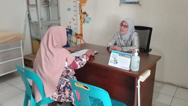 Kemensos bantu anak Cerebral Palsy dari Sumut jalani pengobatan di Padang. (Foto: Dok. Istimewa)