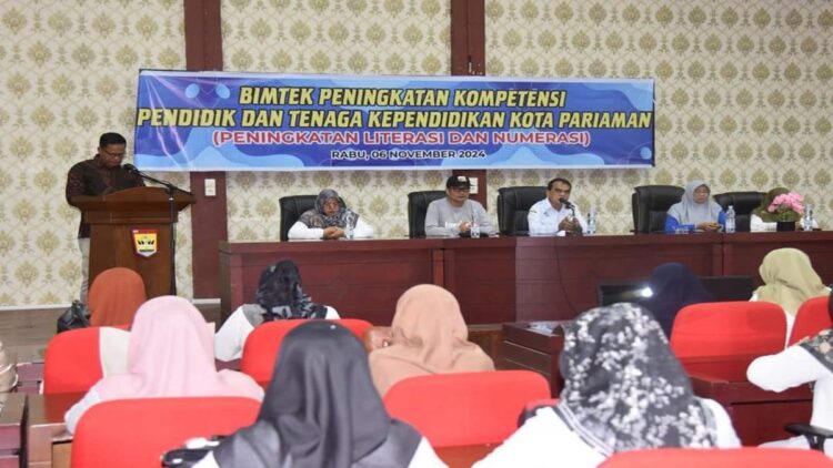 Dinas Pendidikan Pemuda dan Olahraga (Dikpora) Kota Pariaman Gelar Bimtek Peningkatan Peningkatan Kompetensi Pendidik dan Tenaga Kependidikan Kota Pariaman. (Foto: Dok. Pemko Pariaman)