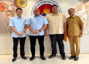 Temui Menpora, Andre Rosiade Sampaikan Surat Gubernur Sumbar Minta Rekomendasi Renovasi Stadion GHAS Padang