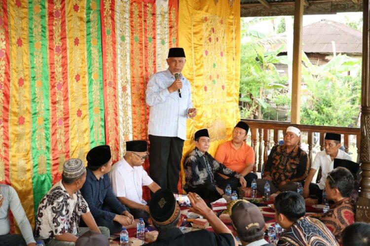 Kerajaan Inderapura Dukung Mahyeldi-Vasko 1 a2cec32d 9d2d 496f a427 af7d5337db09