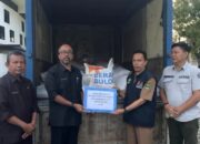 Pemprov Sumbar Salurkan 2.830 Kg Beras untuk Warga Terdampak Banjir Sumpur Kudus