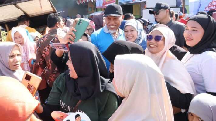 Mahyeldi Ditemani Istri Sapa Warga Lubuk Kilangan via Senam Sehat 1 download 9 1