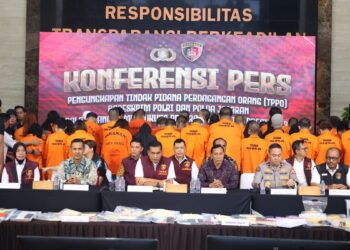 Konferensi pers pengungkapan kasus TPPO oleh Mabes Polri. (dok. Divhumas Polri)