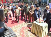 Resmikan Patung Bung Hatta di SMPN 1 Padang, Plt Gubernur Ungkap Maknanya