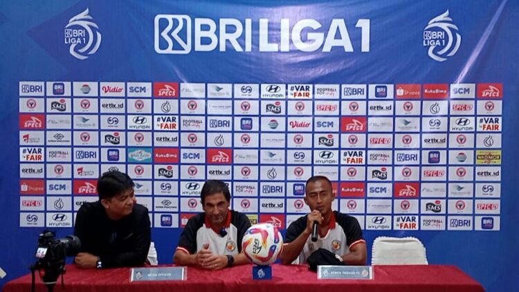 Semen Padang FC Tak Ingin Lagi Malu di Kandang, Siap Tumbangkan PSM Makasar 1 Prematch press conference Semen Padang FC vs PSM. (dok. Radarsumbar)