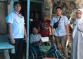 PT Semen Padang Bantu Penyandang Disabilitas dengan Peralatan Usaha 5 Semen Padang serahkan bantuan untuk disabilitas. (dok. istimewa)
