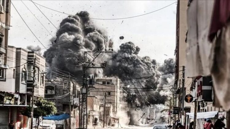 Pemimpin Arab Desak Israel Hentikan Genosida di Gaza dan Serangan di Lebanon 1 Liga Arab pada Minggu (13/10/2024) mengecam genosida yang sedang berlangsung oleh Israel di Gaza utara, menuduh Tel Aviv sedang menjalankan rencana untuk mengosongkan wilayah tersebut. ANTARA/Anadolu/py