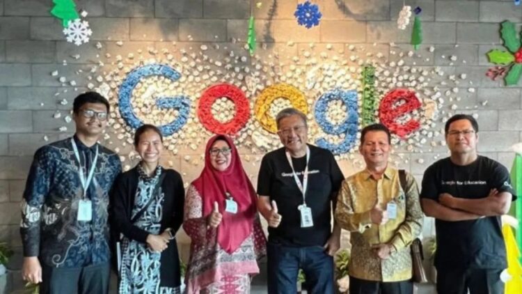 Dinas Pendidikan (Disdik) Kota Solok saat mengunjungi google untuk memperkuat sinergi transformasi digital pendidikan. ANTARA/HO-Diskominfo Kota Solok.