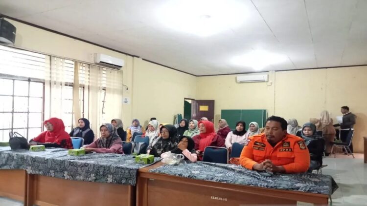 Dinas Sosial Solok saat menggelar rapat bersama Pekerja Sosial Masyarakat (PSM) dalam rangka meningkatkan kesejahteraan sosial. ANTARA/HO-Diskominfo Solok.