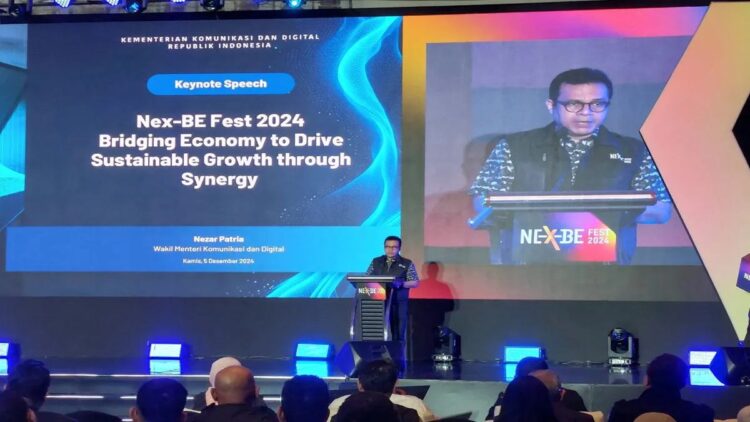 Wakil Menteri Kementerian Komunikasi dan Digital (Wamenkomdigi) Nezar Patria dalam acara Next Billion Ecosystem (Nex-BE) Festival yang diselenggarakan di Jakarta, Kamis (5/12/2024). (ANTARA/Adimas Raditya)