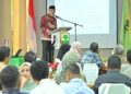 Gubernur Mahyeldi Dorong Alumni Faperta Unand Berperan Aktif dalam Pembangunan Nasional 7 Gubernur Mahyeldi di Mubes Alumni Faperta Unand. (dok. adpsb)