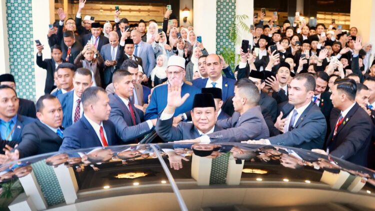 Presiden Prabowo Hadir di Universitas Al Azhar Kairo, Mahasiswa Asal Indonesia Histeris 1 Presiden Prabowo kunjungi mahasiswa Indonesia di Universitas Al Azhar, Mesir saat kunker ke Kairo. (dok. PCO RI)