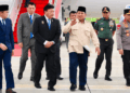 Presiden Prabowo Subianto tiba di Pangkalan TNI AU Halim Perdanakusuma, Jakarta, pada Senin, 23 Desember 2024, sekitar pukul 10.45 WIB. (Foto: BPMI Setpres/Cahyo)
