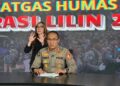 Satgas Humas Operasi Lilin 2024 beri keterangan pers. (dok. Div Humas)