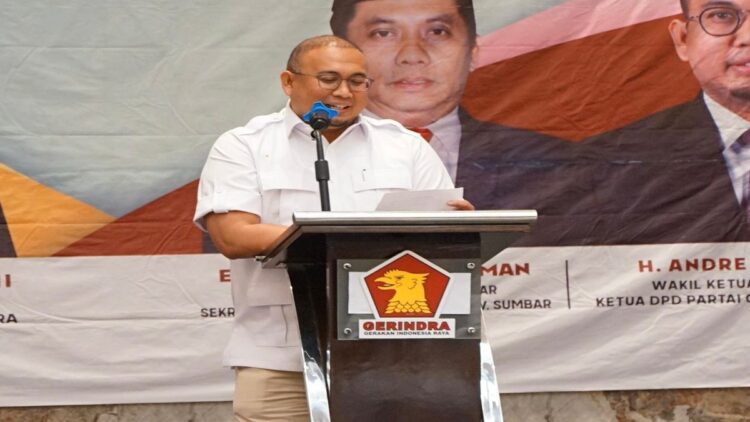 Komit sebagai Wakil Rakyat, Andre Rosiade Bawa Banyak Proyek Strategis ke Sumbar 1 Ketua DPD Gerindra Sumbar silaturahmi bersama kader dan calon kepala daerah terpilih di Hotel Mercure Padang, Sabtu (7/12/2024) malam. (Foto: Dok. Tim AR)