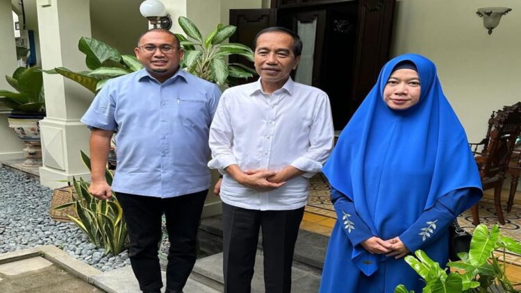 Andre Rosiade Bersama istri mengunjungi Presiden RI ke-7 Jokowi di kediamannya di Solo, Jateng. (Foto: Dok. Istimea)