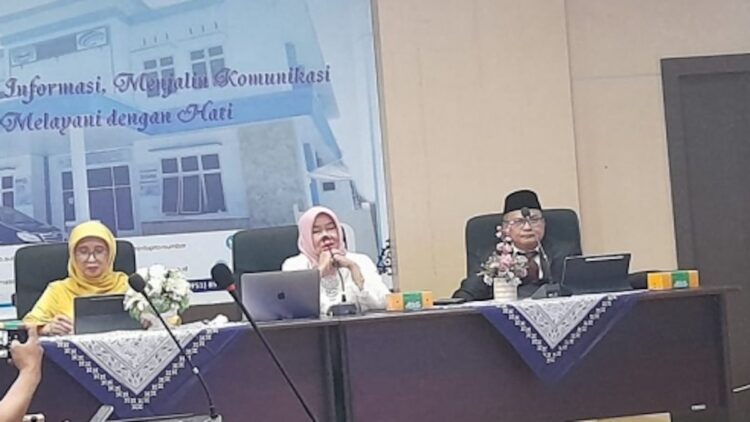 Capaian Kinerja Pemprov Sumbar Terbuka ke Publik 1 Jumpa pers Kominfotik terkait kinerja Pemprov Sumbar. (dok. istimewa)