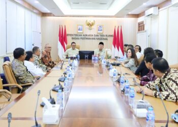 34 Ribu Pegawai Kementerian ATR/BPN Akan Jadi Duta Penyebar Informasi Kebijakan Pemerintah 4 Pertemuan Menteri ATR:BPN dan jajaran eselon 1 di Kementerian. (dok. ATR/BPN)