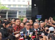 Hasto Kristiyanto Diperiksa KPK sebagai Tersangka Kasus Dugaan Suap dan Perintangan Penyidikan