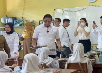 Dapur MBG Terapkan SOP Ketat, Pastikan Makanan Bergizi Gratis untuk 3.000 Siswa per Hari