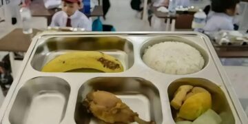 Program Makan Bergizi Gratis Digencarkan di Padang Pariaman, Dukung Anak Sehat dan Turunkan Stunting 8 Salah satu menu makanan untuk Program Makan Bergizi Gratis (MBG) di sekolah dasar. Badan Gizi Nasional (BGN) menyampaikan penundaan MBG di Kota Bukittinggi dari rencana awak yang telah ditetapkan diselenggarakan pada Senin (13/1). (Antara/HO-Dokumen Pribadi)