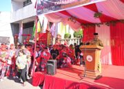 Gubernur Mahyeldi Lepas Peserta Karnaval Sepasan HBT Pusat Sumbar-Riau