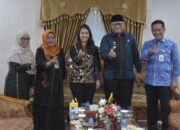 Pj Wako Andree Algamar Sambut Wamen Dukbangga, Datang ke Sumbar Cek Program MBG