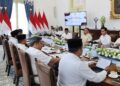 Presiden Prabowo gelar Ratas Pemberdayaan Masyarakat dengan jajaran kabinetnya. (dok. PCO RI)