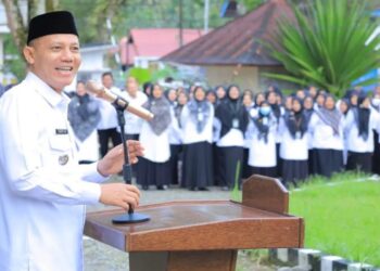 Bupati Pasaman Sabar AS. (dok. Antara)