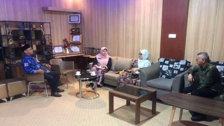 Sumatera Barat Siap Menjadi Tuan Rumah Rakornas Dukcapil se-Indonesia 1 Kadis Dukcapil Sumbar Besri Rahmad. (dok. Antara)