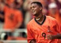 Fabrizio Romano: Patrick Kluivert Jadi Kandidat Kuat Pengganti Shin Tae-yong 2 Calon pelatih Timnas Indonesia dan juga legenda Timnas Belanda, Patrick Kluivert disebut akan menggantikan Shin Tae-yong. (dok. transfermarkt)