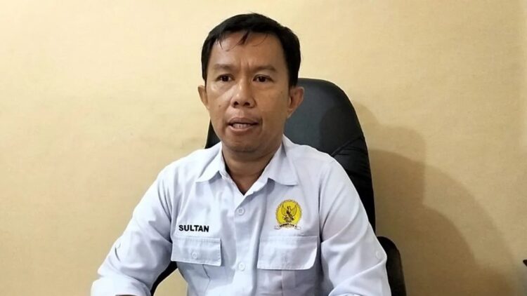 Komnas HAM Sumbar Terima Keluhan Pemilih Disabilitas terkait Akses Layanan Pilkada 2024 1 Kepala Kantor Perwakilan Komnas HAM Provinsi Sumbar Sultanul saat diwawancarai di Padang, Rabu (8/1/2025). (ANTARA/Muhammad Zulfikar).