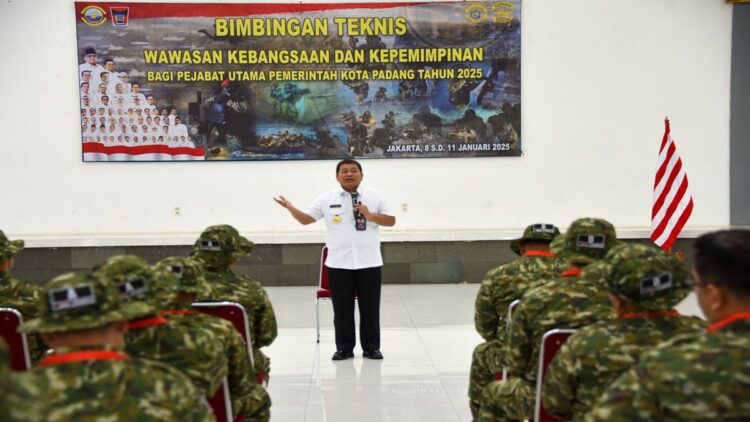 Kemenhan dan Kemendagri mengapresiasi bimtek bela negara dan wawasan kebangsaan Pemko Padang. (Foto: Ist)