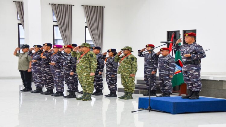 Bimtek Bela Negara dan Wawasan Kebangsaan Pemko Padang dibuka Dansat Kopaska Koarmada I Kolonel Laut (T) Evi Bayu Priyatno. (Foto: Ist)