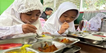 Program Makan Bergizi Gratis di Payakumbuh Dimulai, Dapurnya Dikelola Yayasan Mapalus