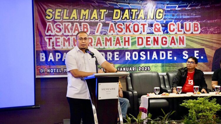 Andre Rosiade menyatakan siap maju untuk memimpin Asprov PSSI Sumbar dalam pertemuan dengan pengurus Askab dan Askot se-Sumbar. (Foto: Dok. Istimewa)